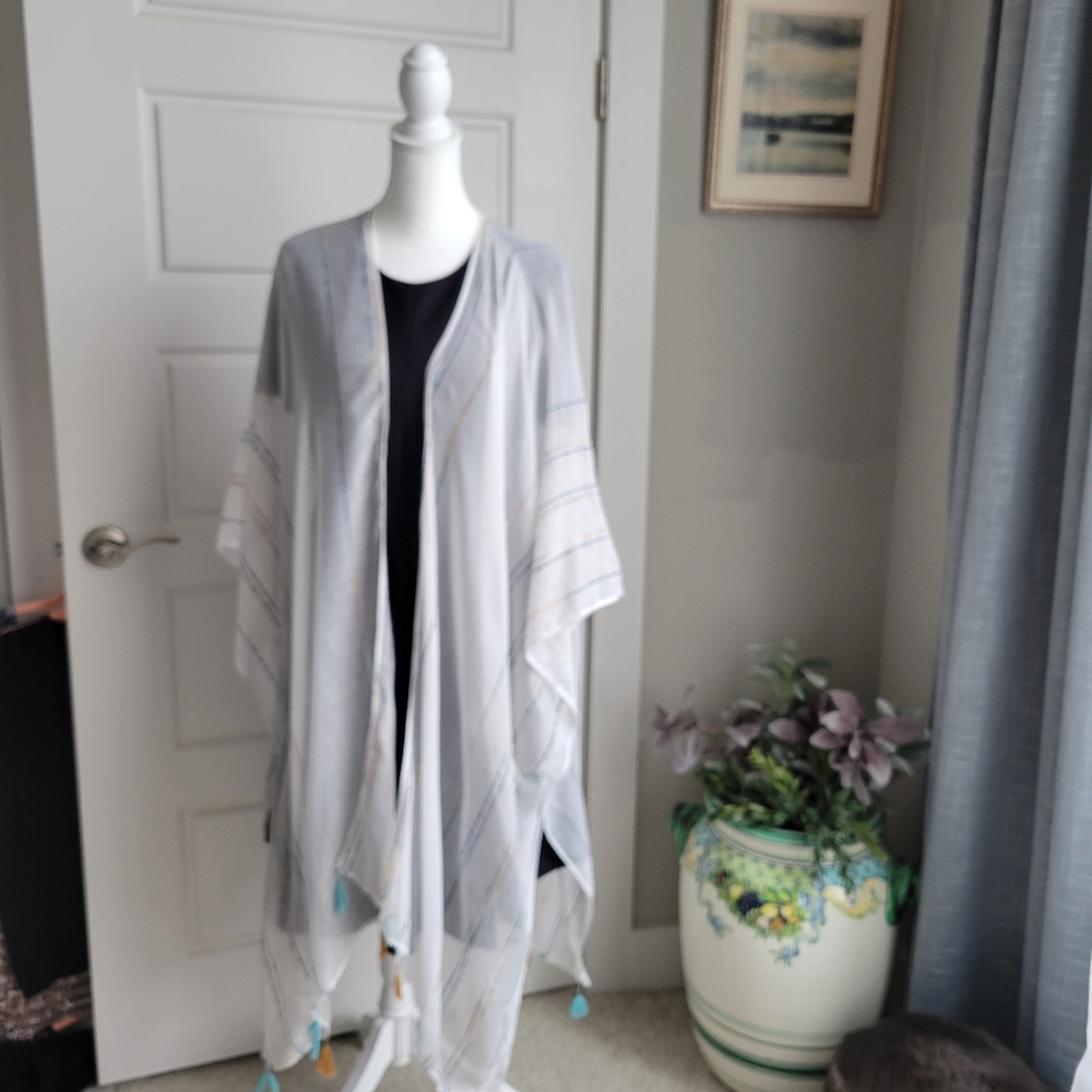Torrid Ivory & Rainbow Stripe Fringe Kimono/Ruana. Lightweight, elegant  OS